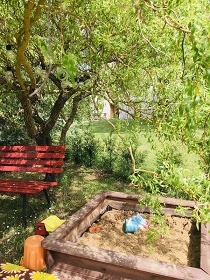 Jiho�esk� chalupa s baz�nem - u �eky Ne��rka