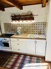 Jiho�esk� chalupa s baz�nem - u �eky Ne��rka