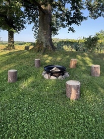 Jiho�esk� chalupa Zlat� Koruna - hrad D�v�� K�men