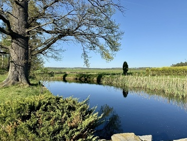 Jiho�esk� chalupa Zlat� Koruna - hrad D�v�� K�men