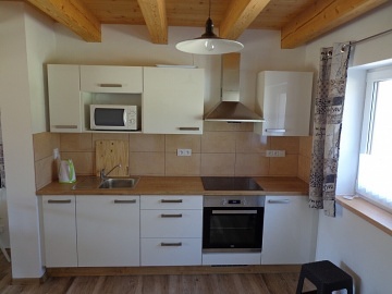 Dv� chaty Jedovnice - ubytov�n� Moravsk� kras