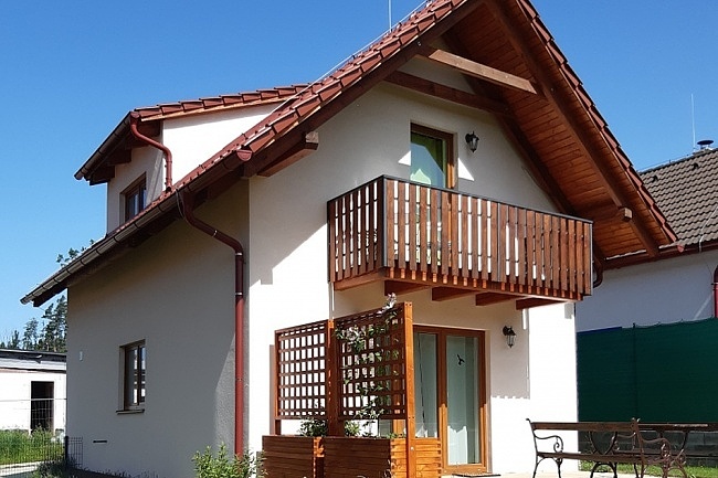 Dv� chaty Jedovnice - ubytov�n� Moravsk� kras