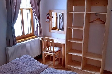 Rodinn� chalupa - samota a koupac� sud - Faunapark