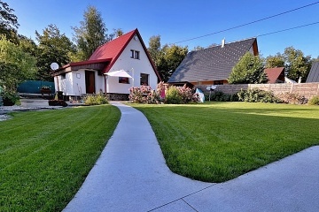 Chata u stezky Vala�ka - Pustevny - Radho��