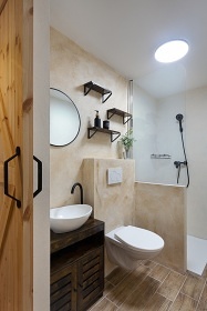 Rodinn� chalupa s baz�nem - �esk� r�j - Ji��nsko