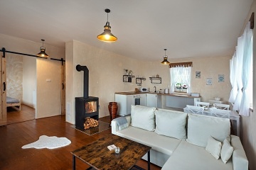 Rodinn� chalupa s baz�nem - �esk� r�j - Ji��nsko