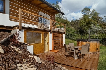 Rodinn� chalupa s baz�nem - �esk� r�j - Ji��nsko