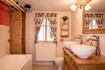 Chalupa �esk� �v�carsko - Ch�ibsk� - Lu�ick� hory