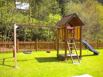 Chalupa Beskydy - Velk� Karlovice - Karolinka