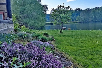 Chalupa �esk� r�j - hrad Kost - �dol� Plak�nek