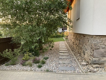 Wellness chalupa s baz�nem - hrad Per�tejn