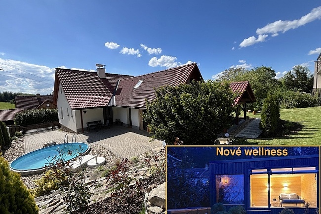 Wellness chalupa s baz�nem - hrad Per�tejn