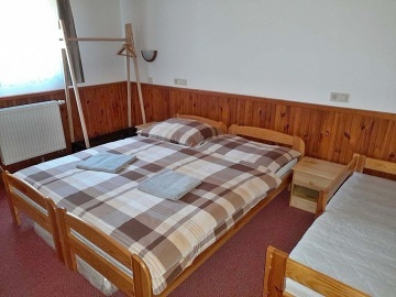 Chata s baz�nem a saunou - Kru�n� hory