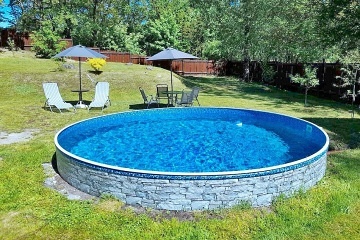 Chata s baz�nem a saunou - Kru�n� hory