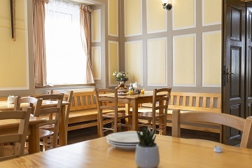 Chalupa Farsk� kopec - Je�t�d - Lu�ick� hory