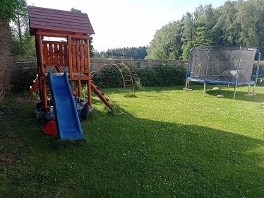 Chalupa pro děti s bazénem - Sedloňov - Sněžné