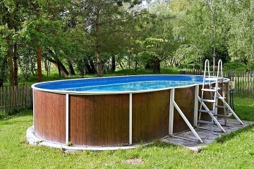 Jiho�esk� chalupa s baz�nem - T�borsko