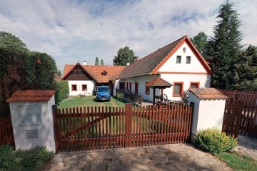 Jiho�esk� chalupa s baz�nem - T�borsko