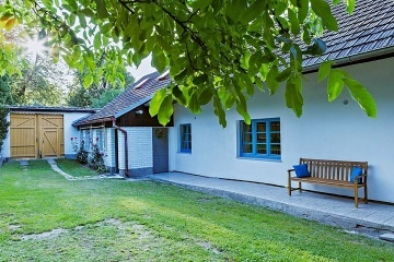 Chalupa - pomezí Vysočina a jižní Čechy - Vodná