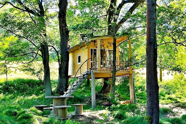 Glamping a koupac sud na samot - Treehouse