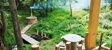 Glamping a koupac sud na samot - Treehouse
