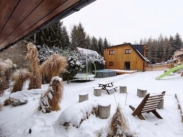 Chata pro rodiny - baz�n, wellness - babyfriendly