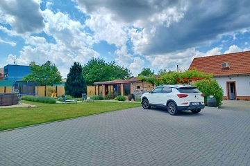 Penzion P�lava s baz�nem - cyklostezka Nov� Ml�ny