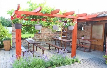 Penzion P�lava s baz�nem - cyklostezka Nov� Ml�ny