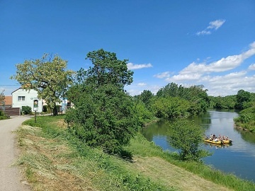 Penzion P�lava s baz�nem - cyklostezka Nov� Ml�ny