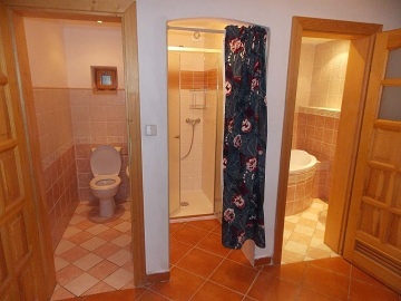 Chalupa P�ij�te pobejt - Bradleck� Lhota - Prachov