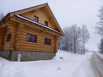 Srub u Dolní Moravy - polosamota Králický Sněžník