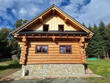 Srub u Dolní Moravy - polosamota Králický Sněžník