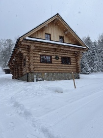 Srub u Doln� Moravy - polosamota Kr�lick� Sn�n�k