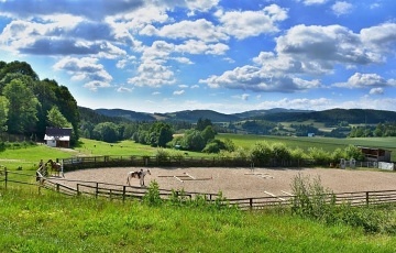 Chata na samot� - kon� a koupac� sud - Strakonicko