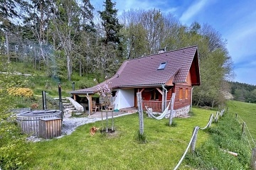 Chata na samotě - koně a koupací sud - Strakonicko