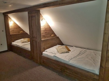 Chalupa s wellness a bazénem - Kozí hřbety