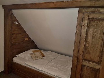 Chalupa s wellness a bazénem - Kozí hřbety