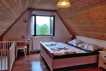 Chata u hradu Trosky - Český ráj - Troskovice