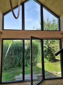 Chata a koupac� sud - rozhledna B�l� hora - Beskydy