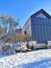 Chata a koupac� sud - rozhledna B�l� hora - Beskydy