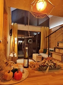 Chata a koupac� sud - rozhledna B�l� hora - Beskydy