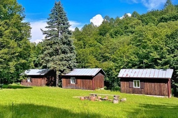 Chaty a Tiny house - Ch�ibsk� lesy - hrad Buchlov