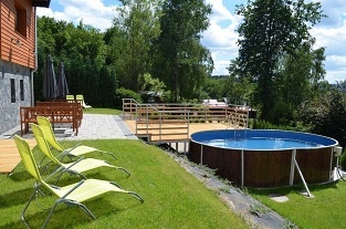 Chata s baznem - Beskydy - Ronovsk Beva