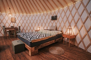 Glamp biotop a sauna - Jurta u rybníka Chobot