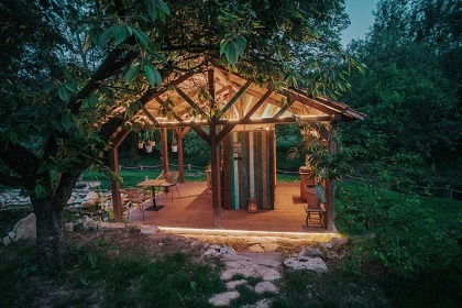 Glamp biotop a sauna - Jurta u rybníka Chobot