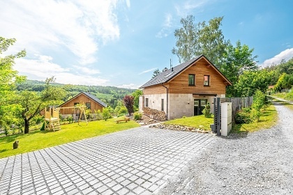 Chata Kloučka s vířivkou-Stříbrná Skalice