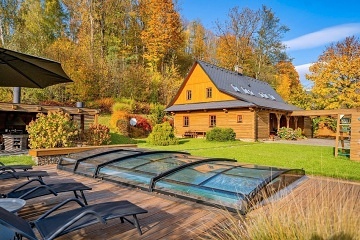 Roubenka baz�n a d�tsk� h�i�t� - Kouty nad Desnou