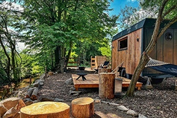 Maringotka u potoka Pulpit - glamping Hudčice