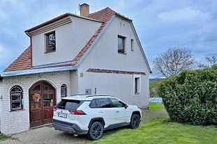 Chalupa s bazénem - CHKO Brdy - Nepomuk