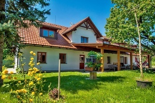 Nov� objekt: Chalupa Pustevny - Jurkovi�ova rozhledna - Beskydy 3M-239